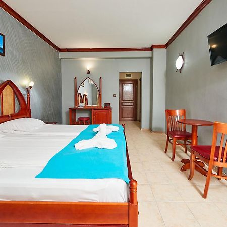 Hotel Manz 2 포마리 외부 사진