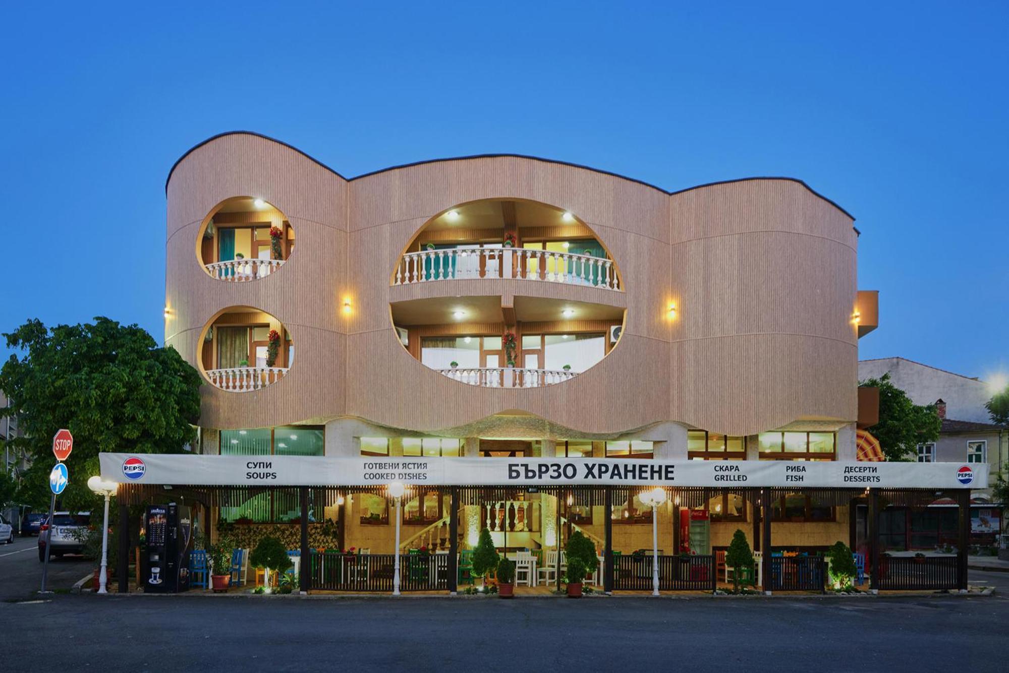 Hotel Manz 2 포마리 외부 사진